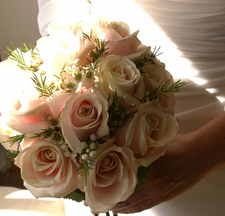 How to Make Wedding Planning Easier