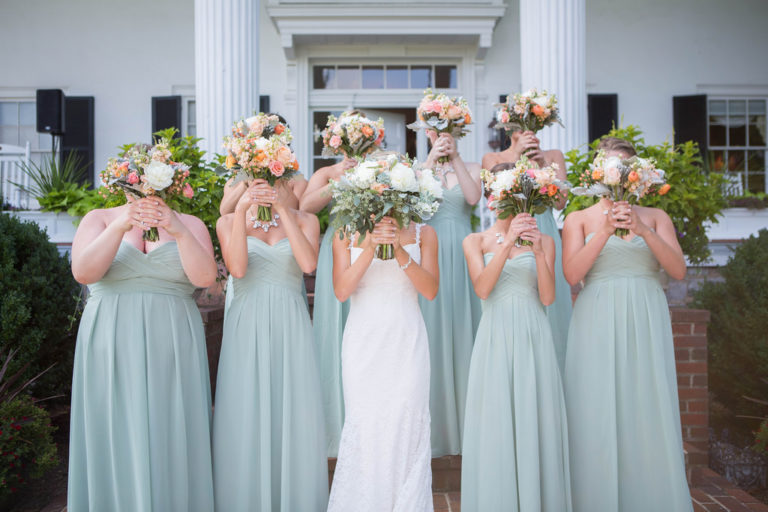 The Perfect Bridesmaids’ Bouquets